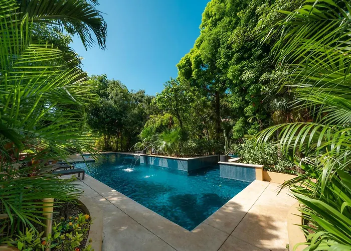2 Bedroom Condo With 4 Pools & Gym - Vaiven 124 - Playacar